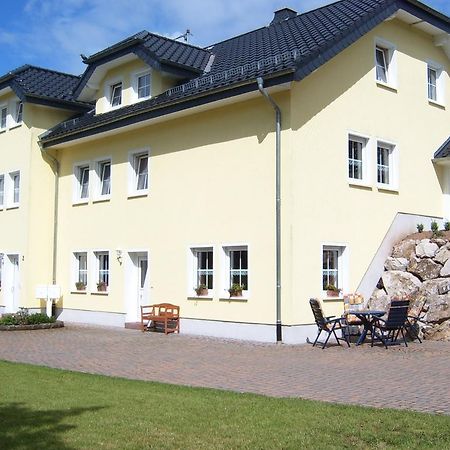 Ferienwohnung Mastiaux Mirbach المظهر الخارجي الصورة